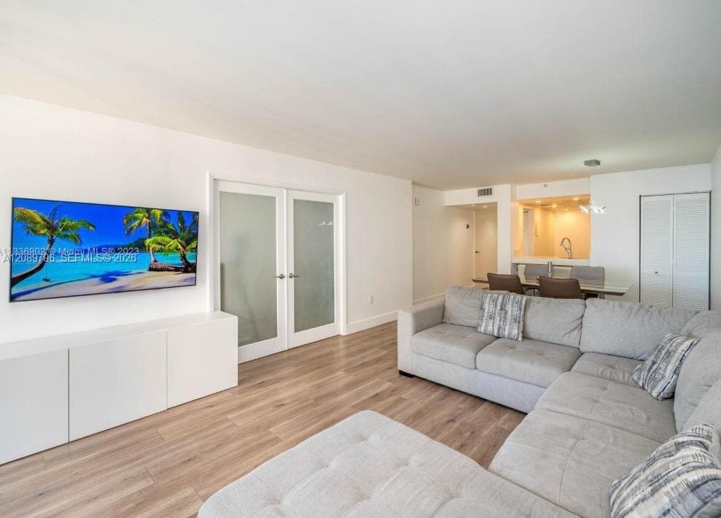555 NE 15th St # 26E, Miami FL 33132