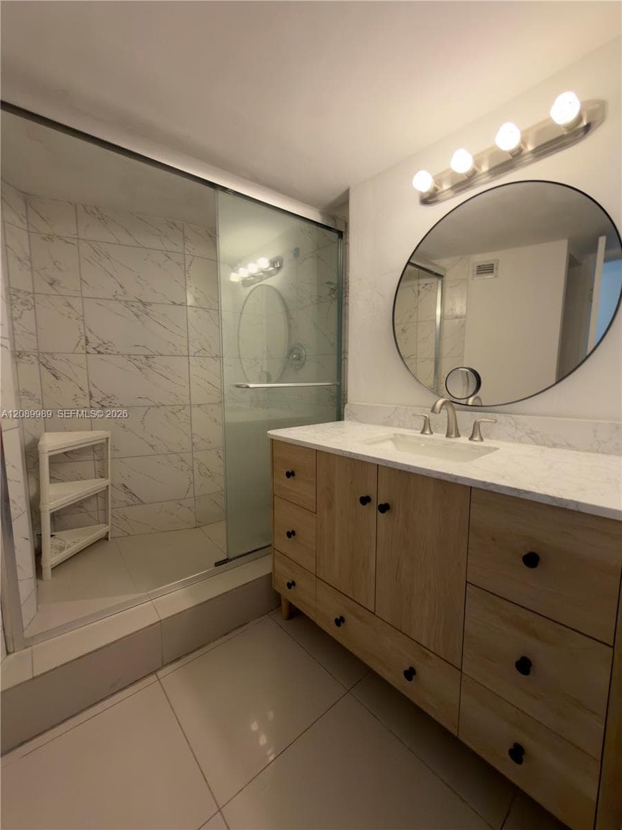 1301 NE Miami Gardens Dr # 605W, Miami FL 33179