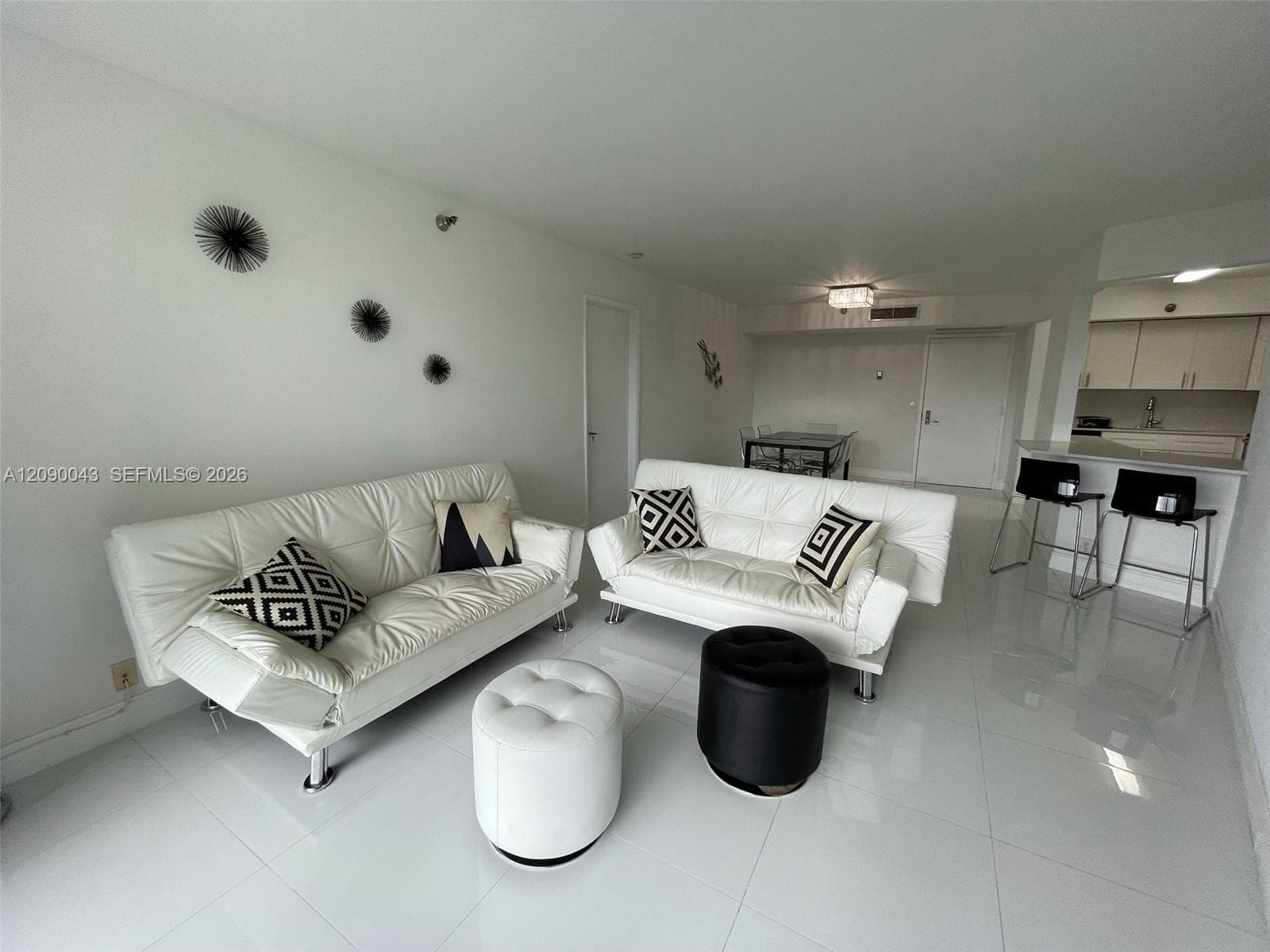 3300 NE 191 St # 504, Aventura FL 33180