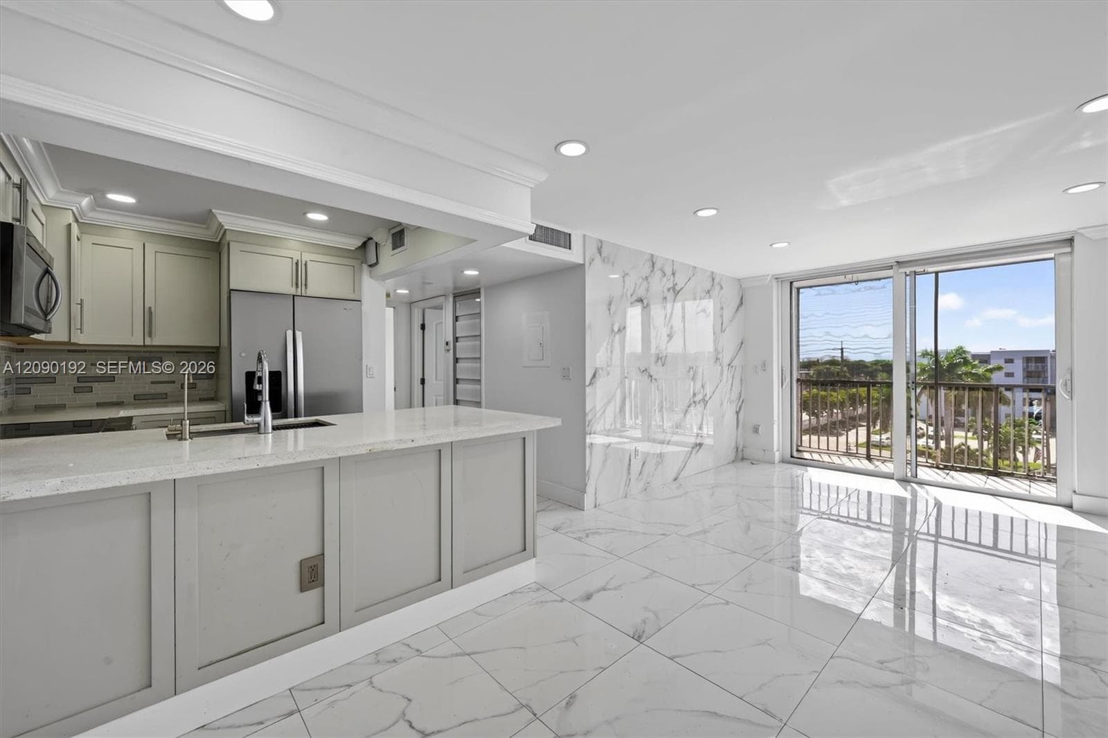 8075 NW 7th St # 503, Miami FL 33126