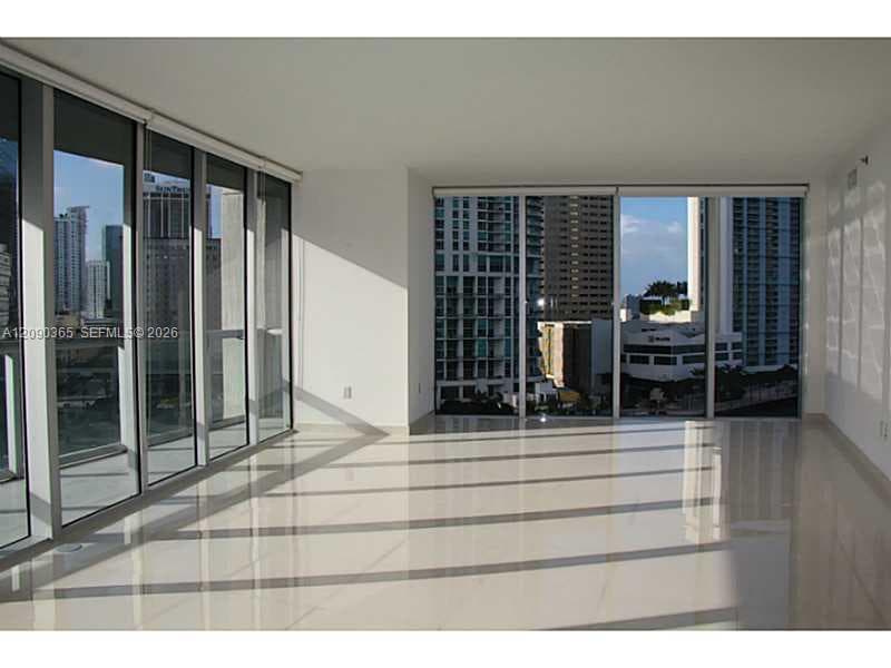 465 Brickell Ave # 3002, Miami FL 33131