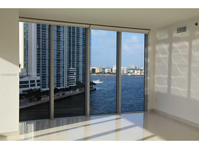 465 Brickell Ave # 3002, Miami FL 33131