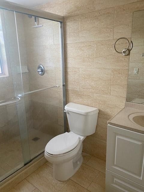 9460 FONTAINEBLEAU Boulevard # 324, Miami FL 33172