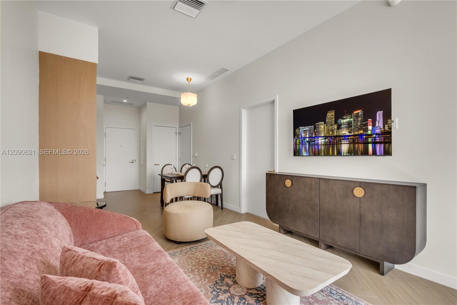 2700 NW 2nd avenue # 809, Miami FL 33127