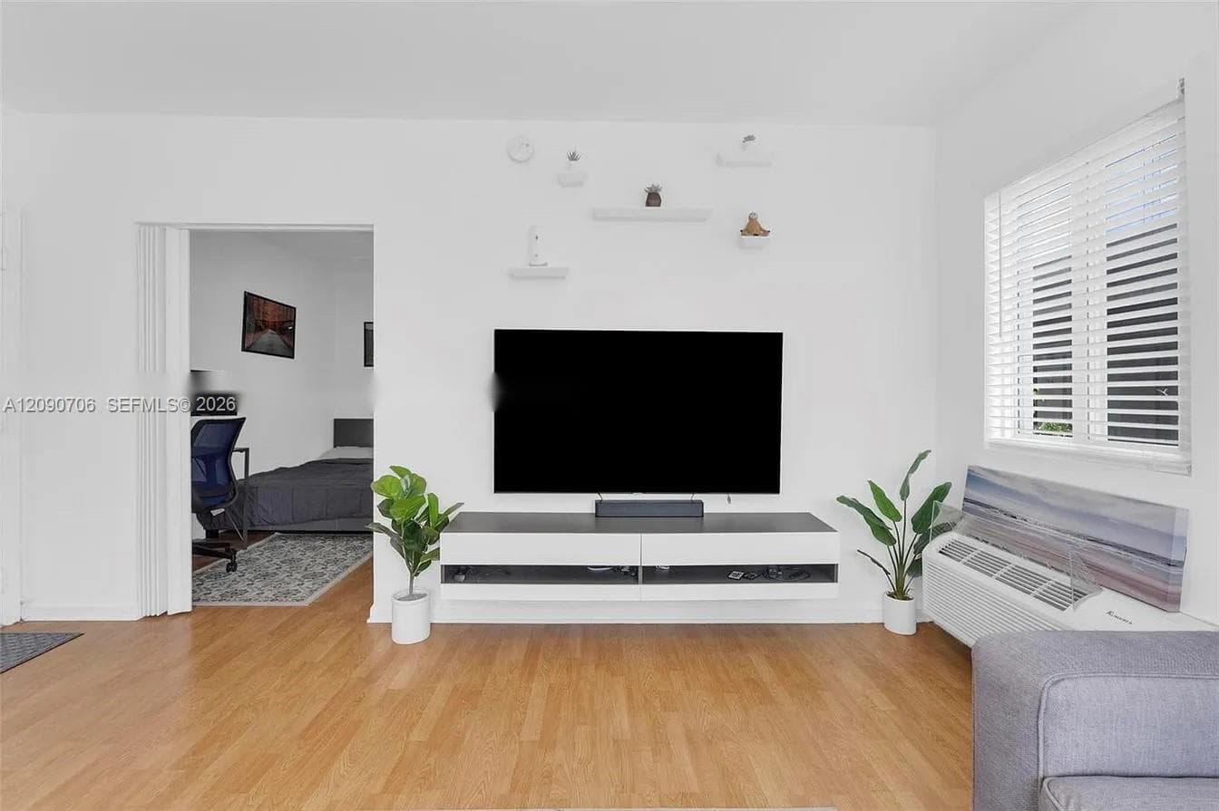 1027 Euclid Ave # 12, Miami Beach FL 33139