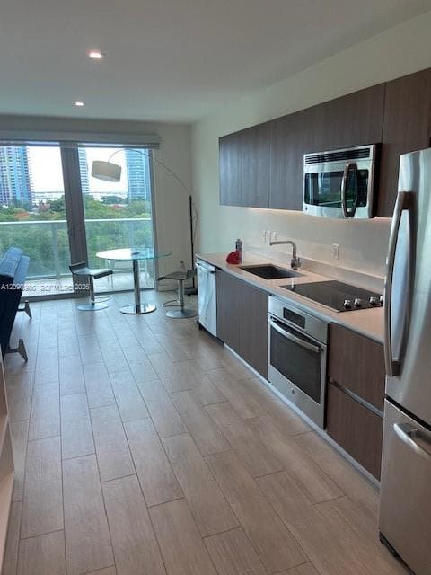 1600 SW 1st Ave # 811, Miami FL 33129