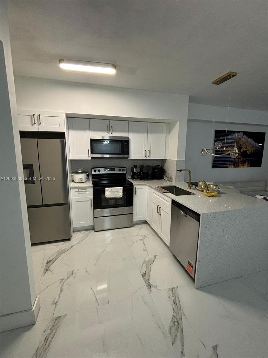 5077 NW 7th St # 912, Miami FL 33126