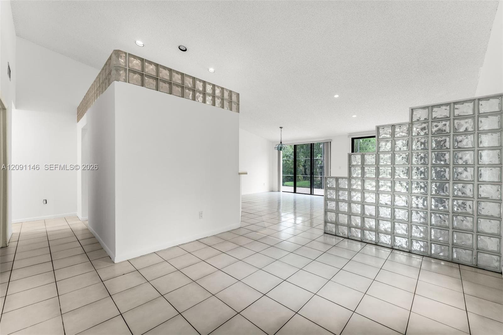 3807 Alcantara Ave # 77, Doral FL 33178
