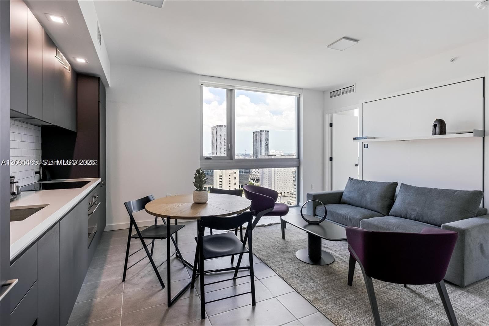 227 NE 2nd St # 2806, Miami FL 33132