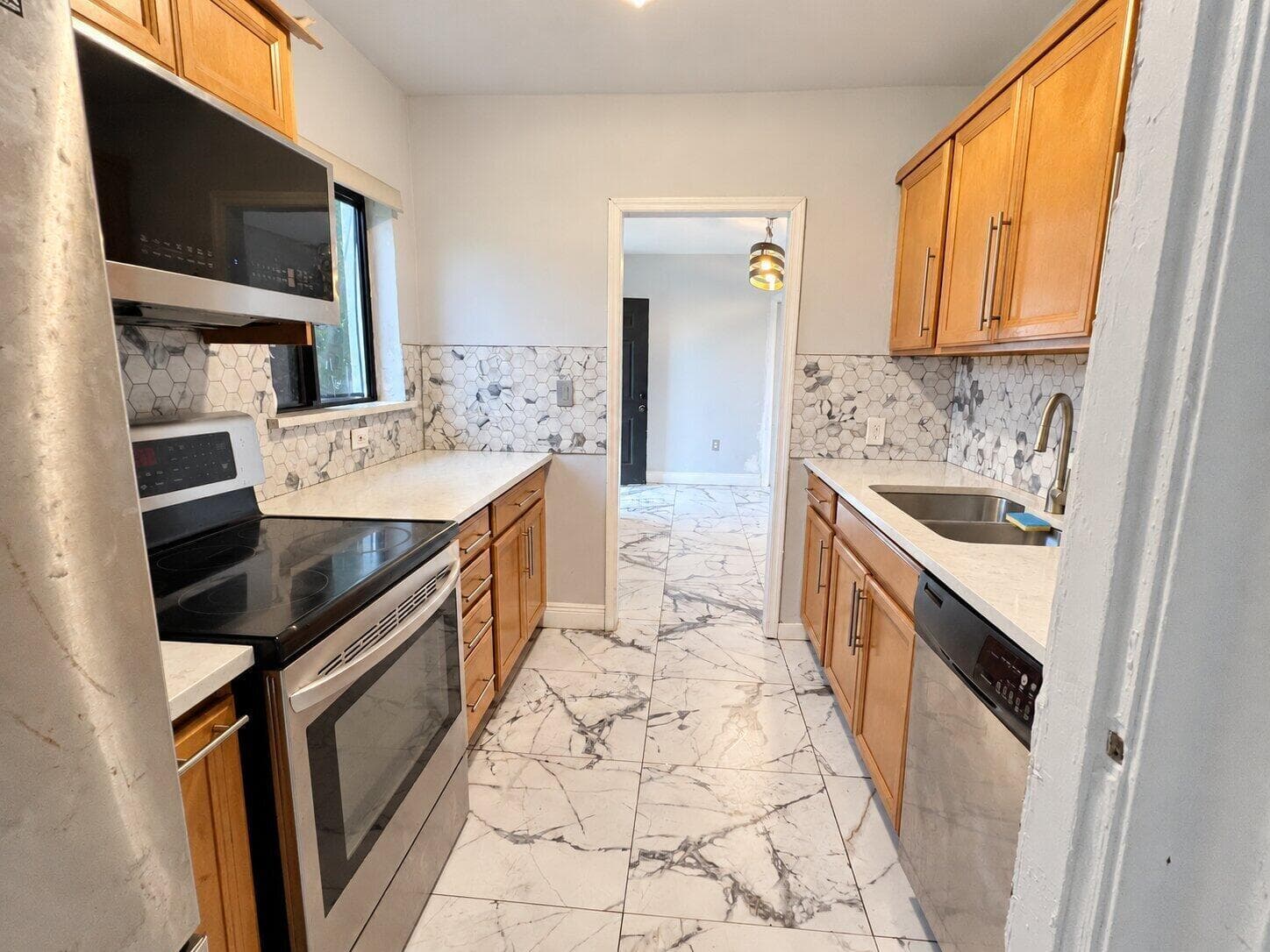 12700 WOOD Street, Miami FL 33167