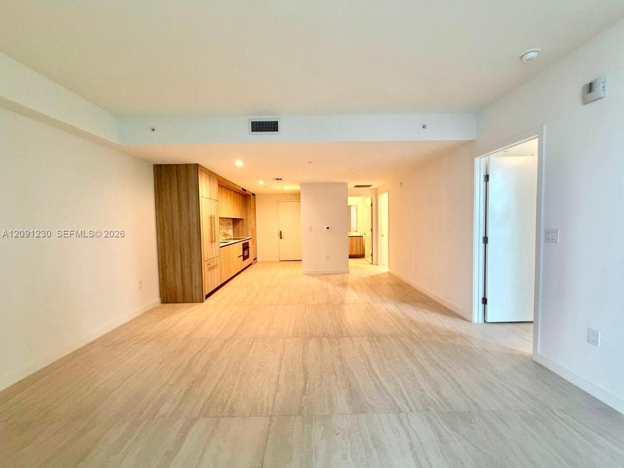 77 SE 5th st # 2506, Miami FL 33131
