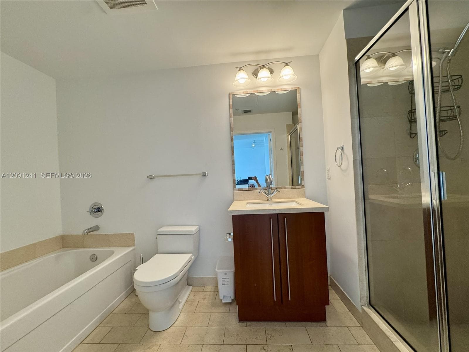 79 SW 12th St # 3005, Miami FL 33130