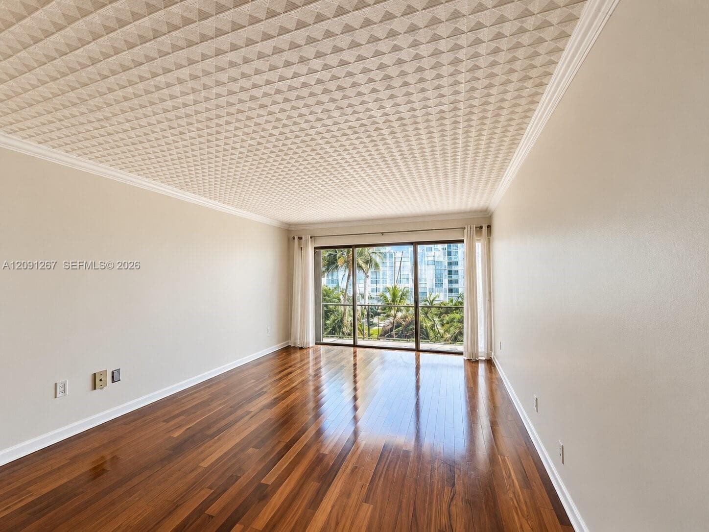 600 NE 25th St # 63, Miami FL 33137