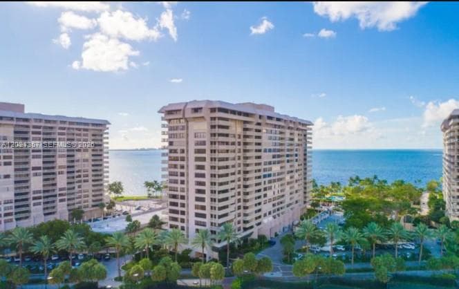2 Grove Isle Dr # B609, Miami FL 33133