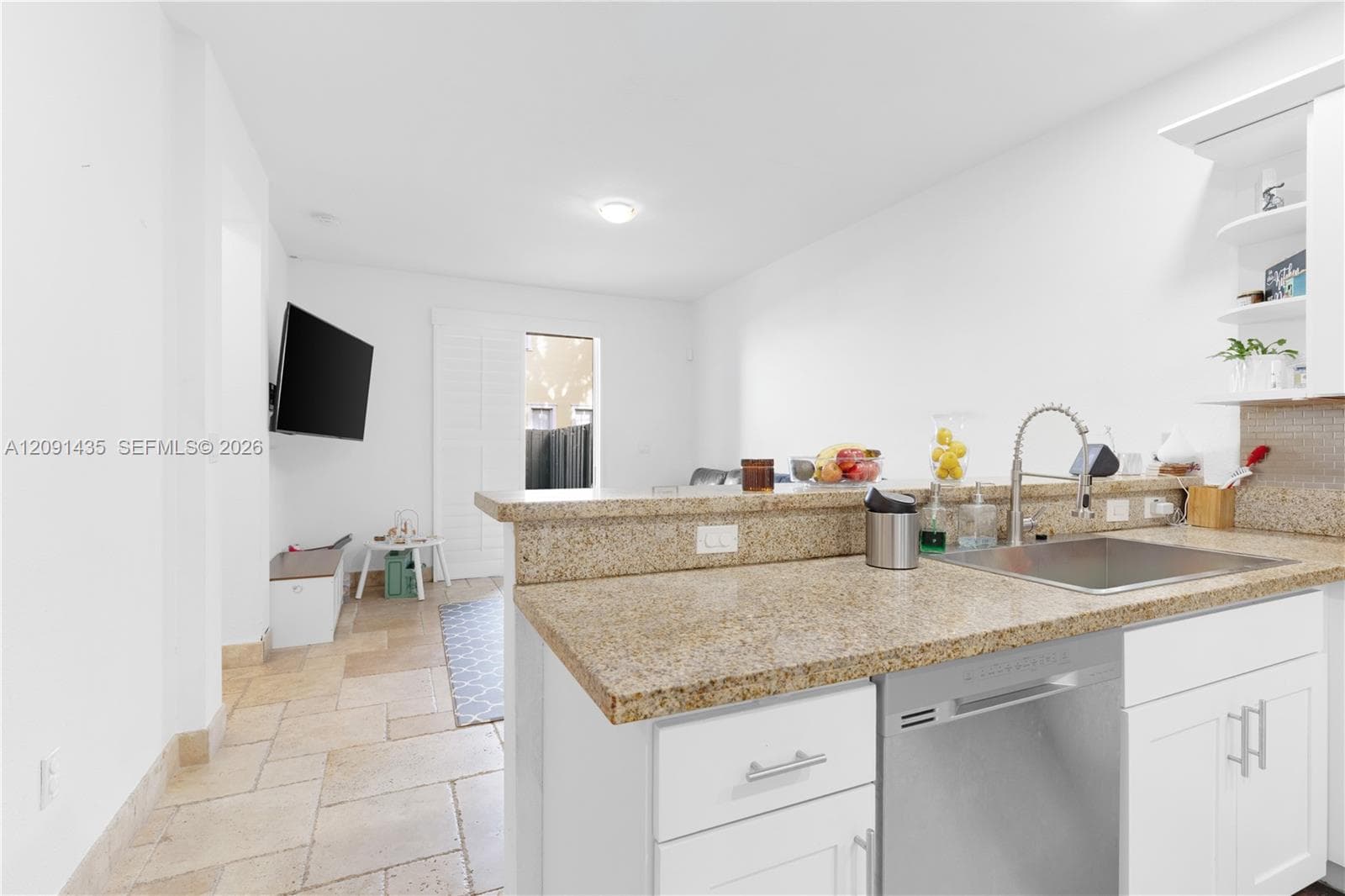 7475 NW 116th Ave, Doral FL 33178