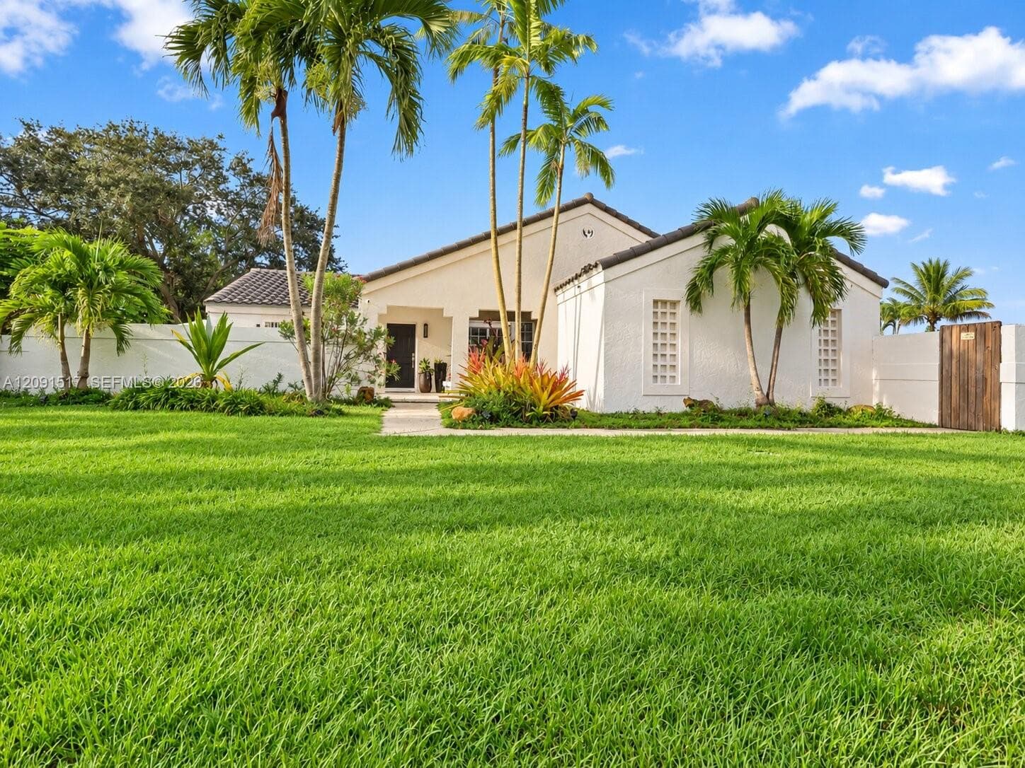 15221 SW 158th St, Miami FL 33187