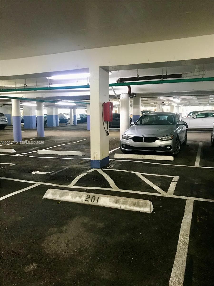800 West Ave # 525, Miami Beach FL 33139