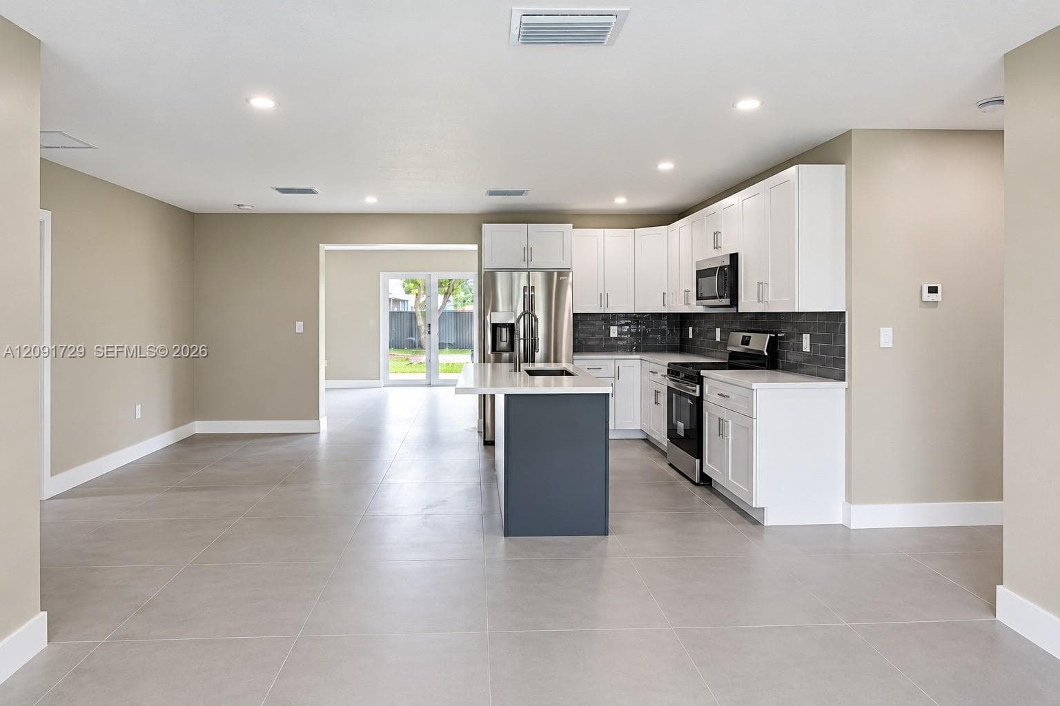 131 NW 16th St, Homestead FL 33030