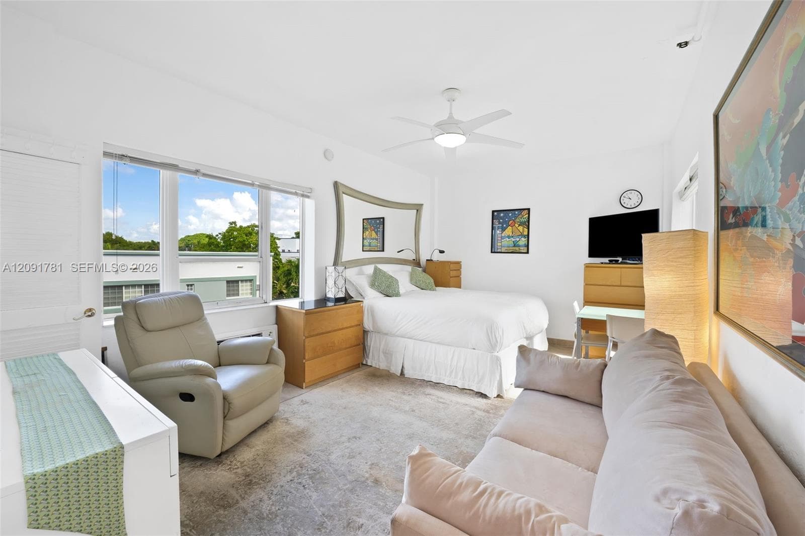 255 W 24th St # 330, Miami Beach FL 33140