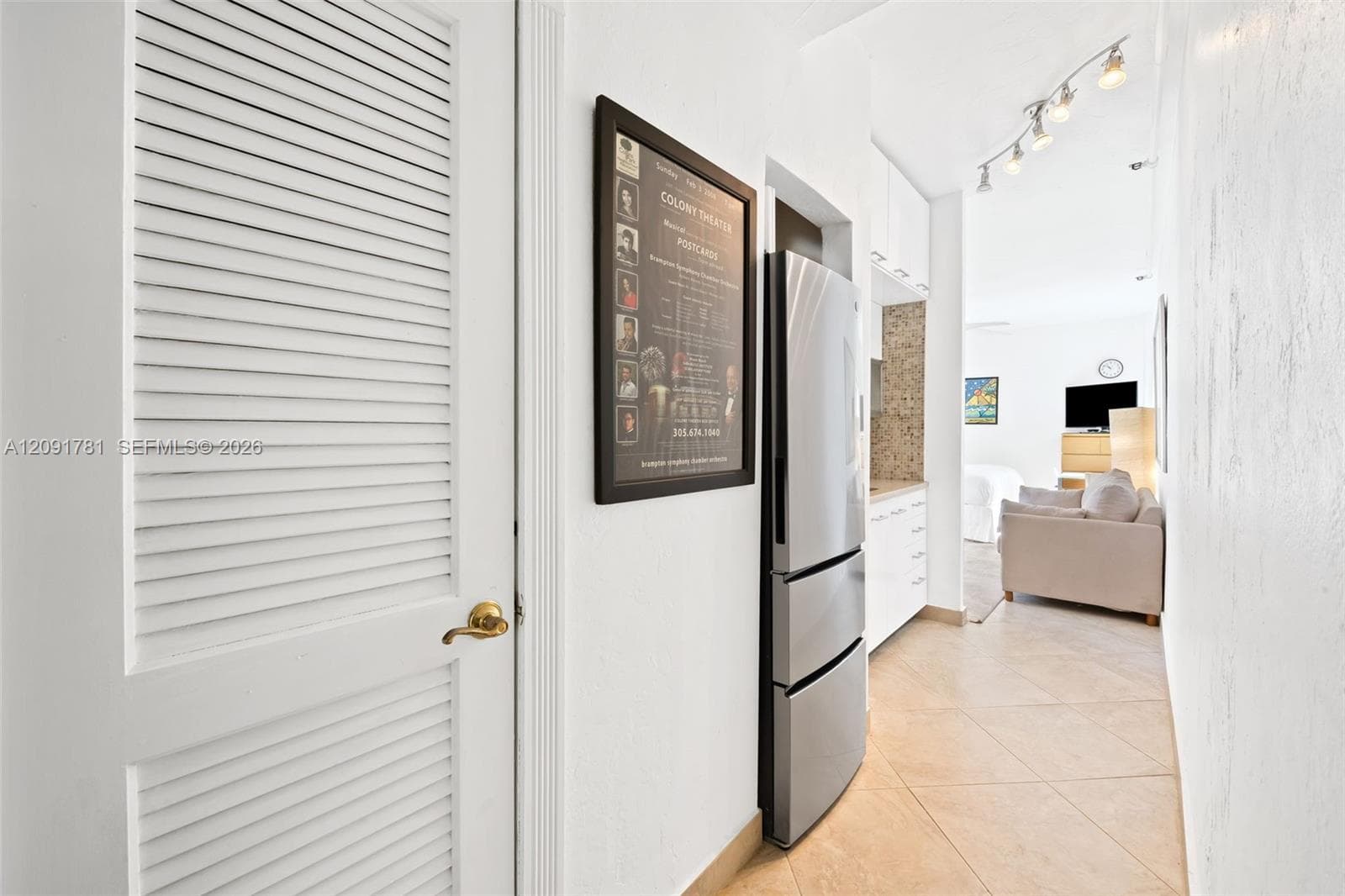 255 W 24th St # 330, Miami Beach FL 33140