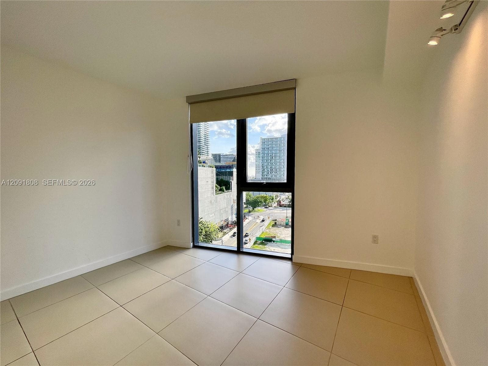 31 SE 6th St # 1101, Miami FL 33131