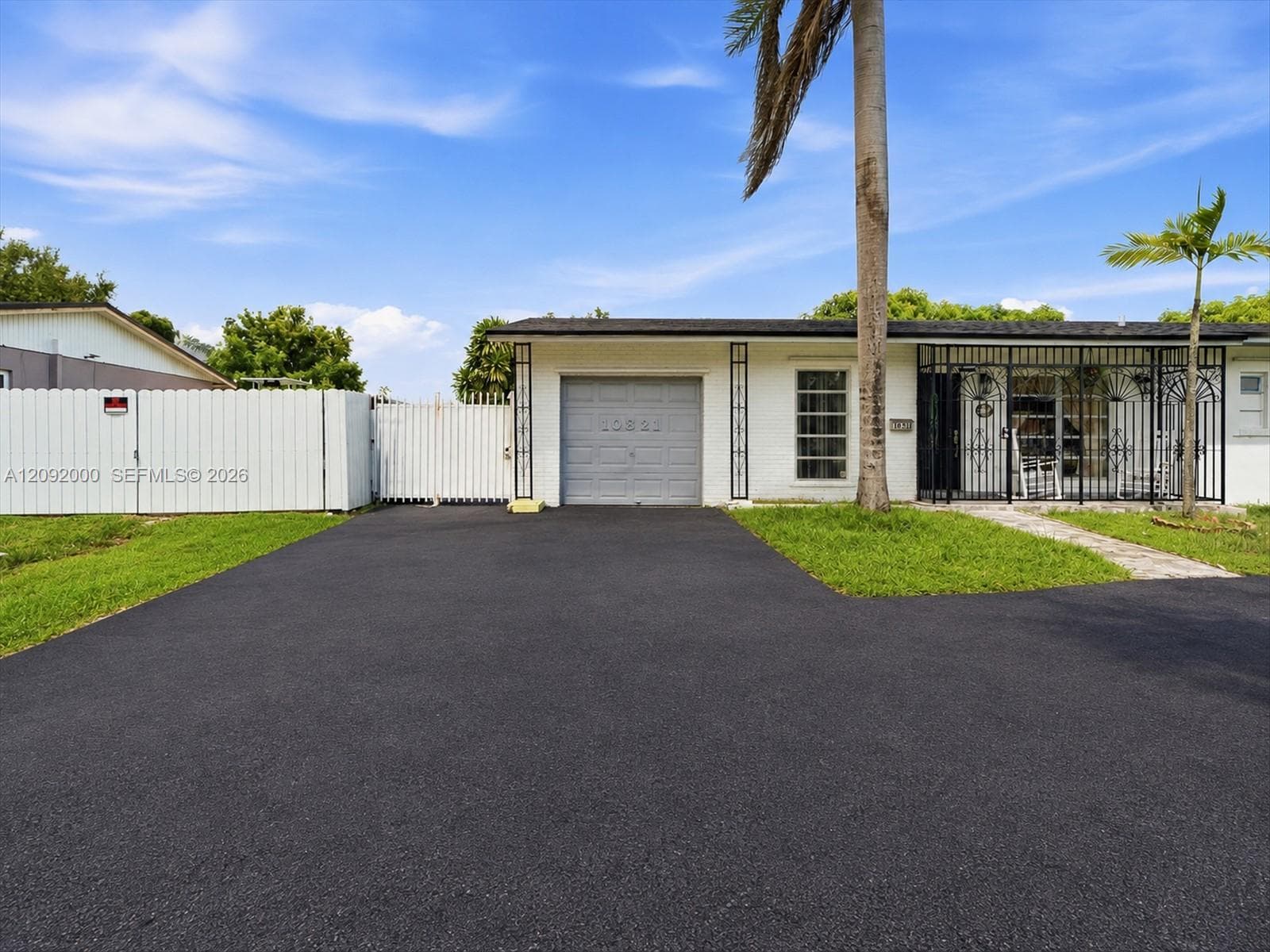 10321 Fairway Heights Blvd, Miami FL 33157