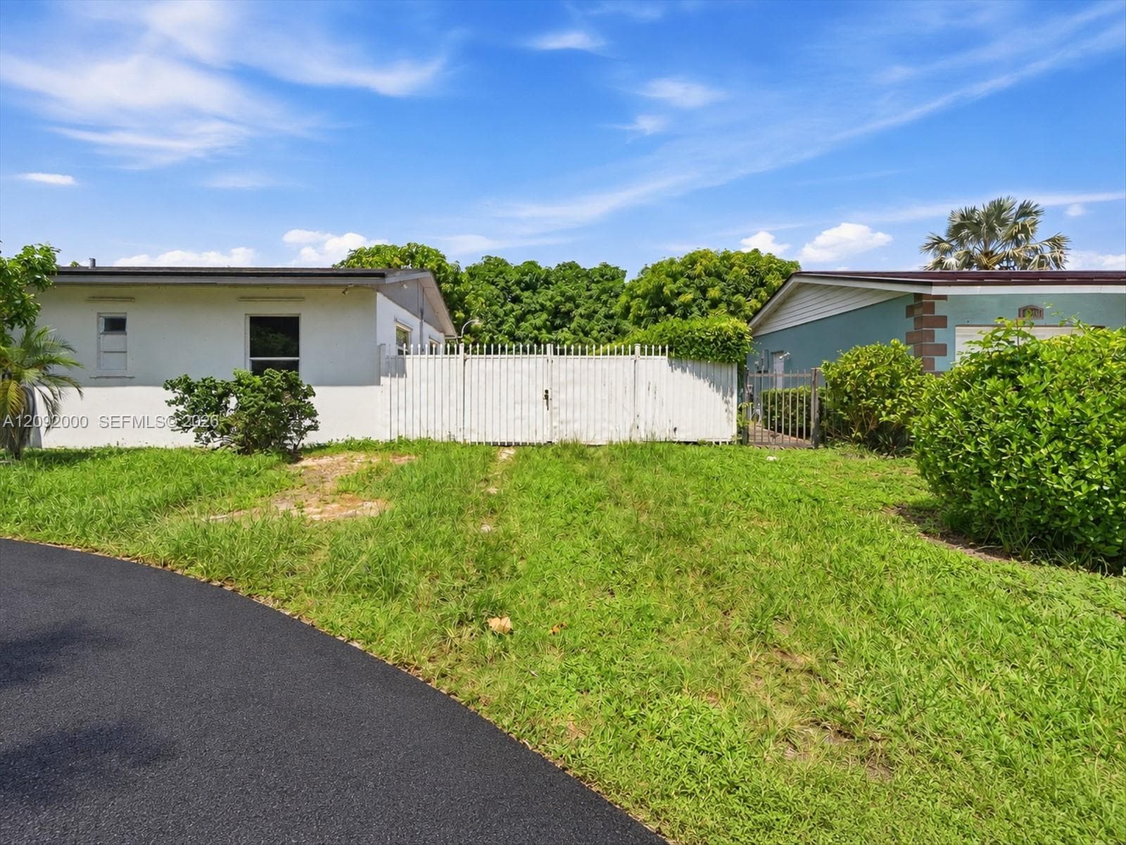 10321 Fairway Heights Blvd, Miami FL 33157