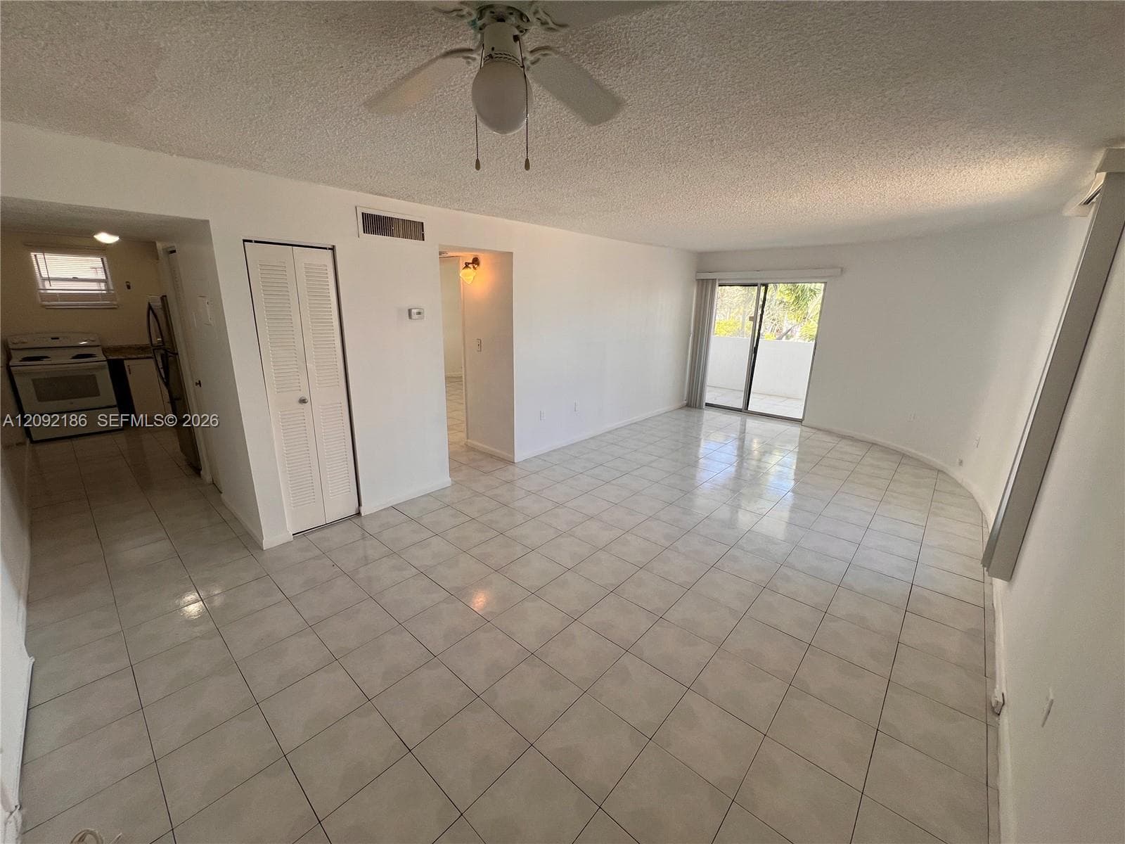 2000 Biarritz Dr # 407, Miami Beach FL 33141