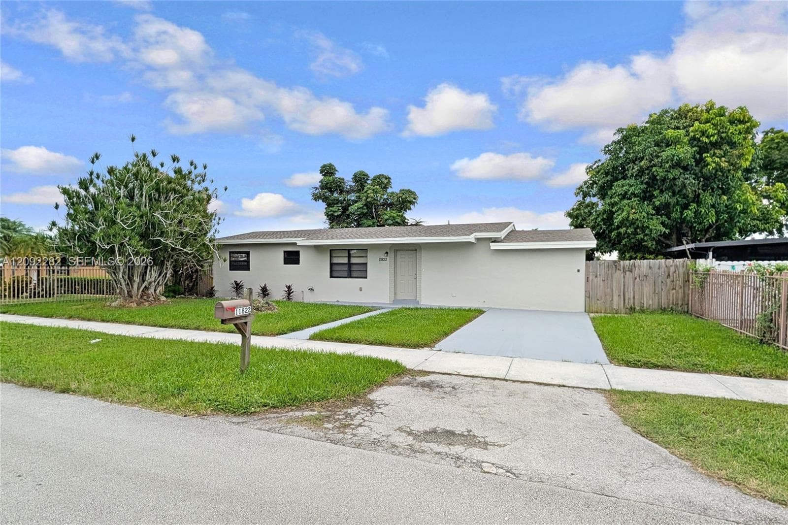 11822 SW 169th St, Miami FL 33177