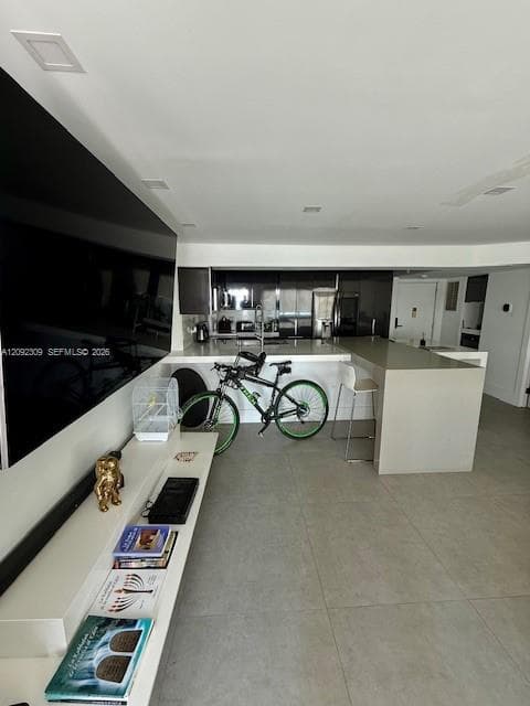 7135 Collins Ave # 814, Miami Beach FL 33141