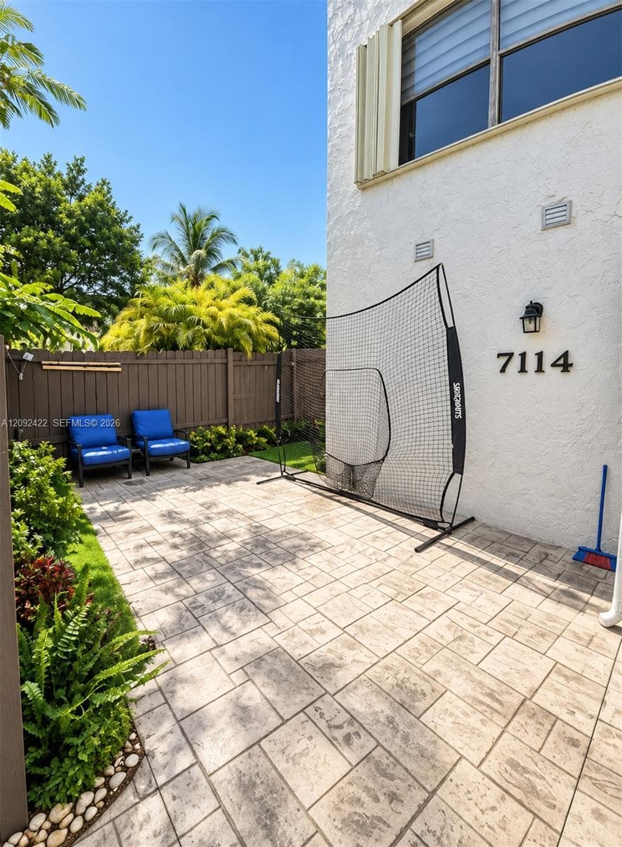 7114 SW 113th Ave, Miami FL 33173