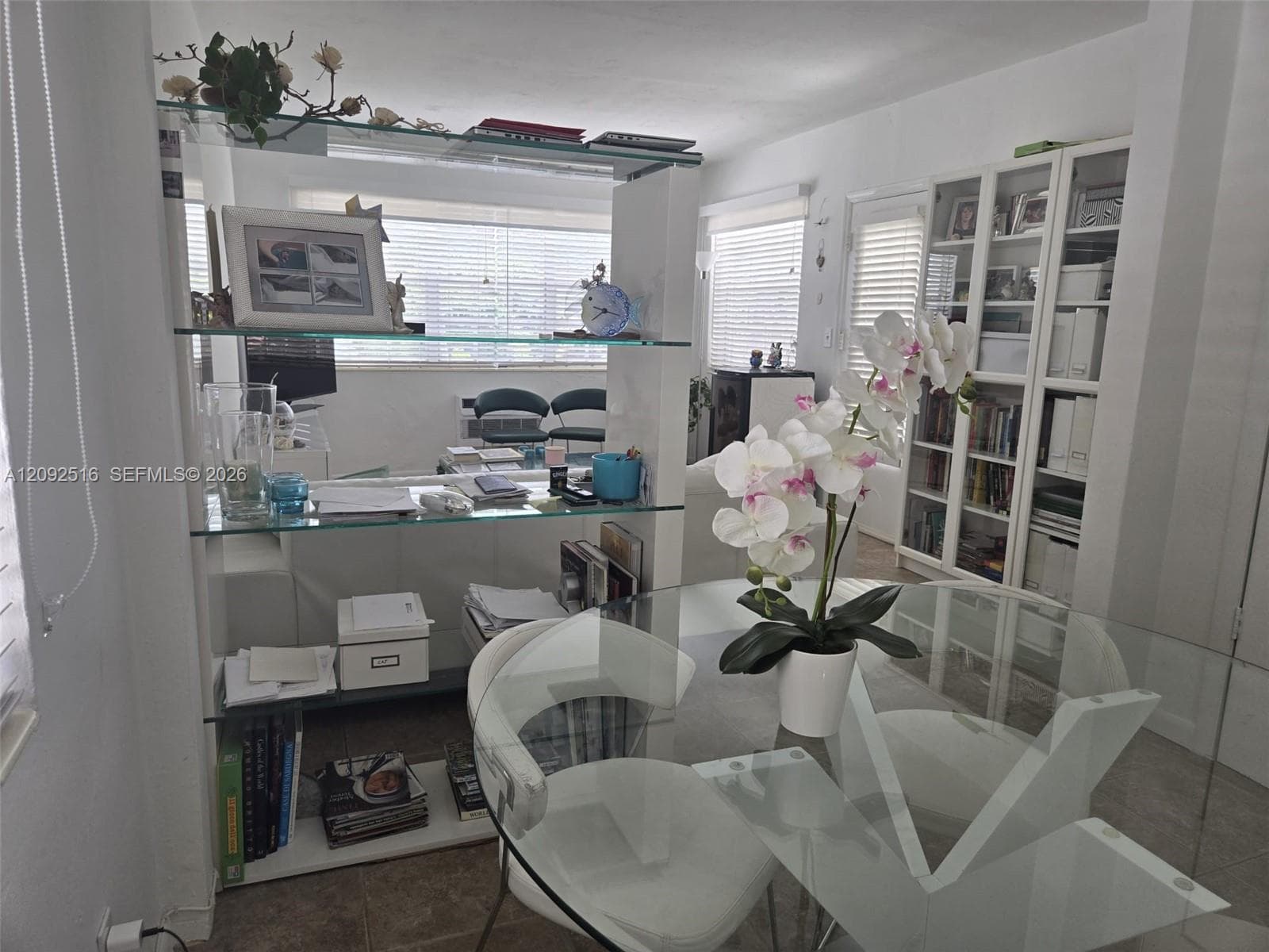 717 Espanola Way # 207, Miami Beach FL 33139