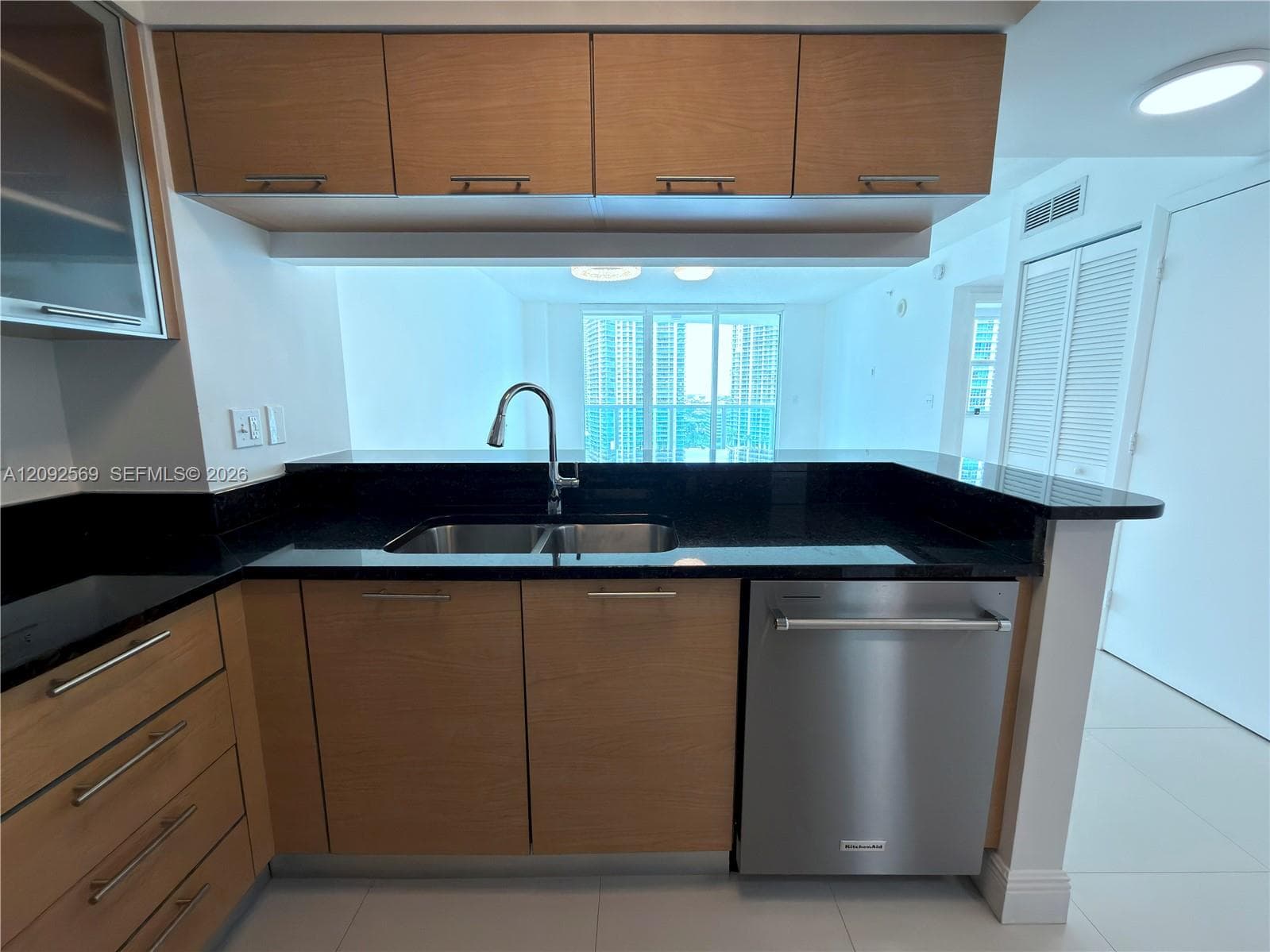 31 SE 5th St # 2307, Miami FL 33131