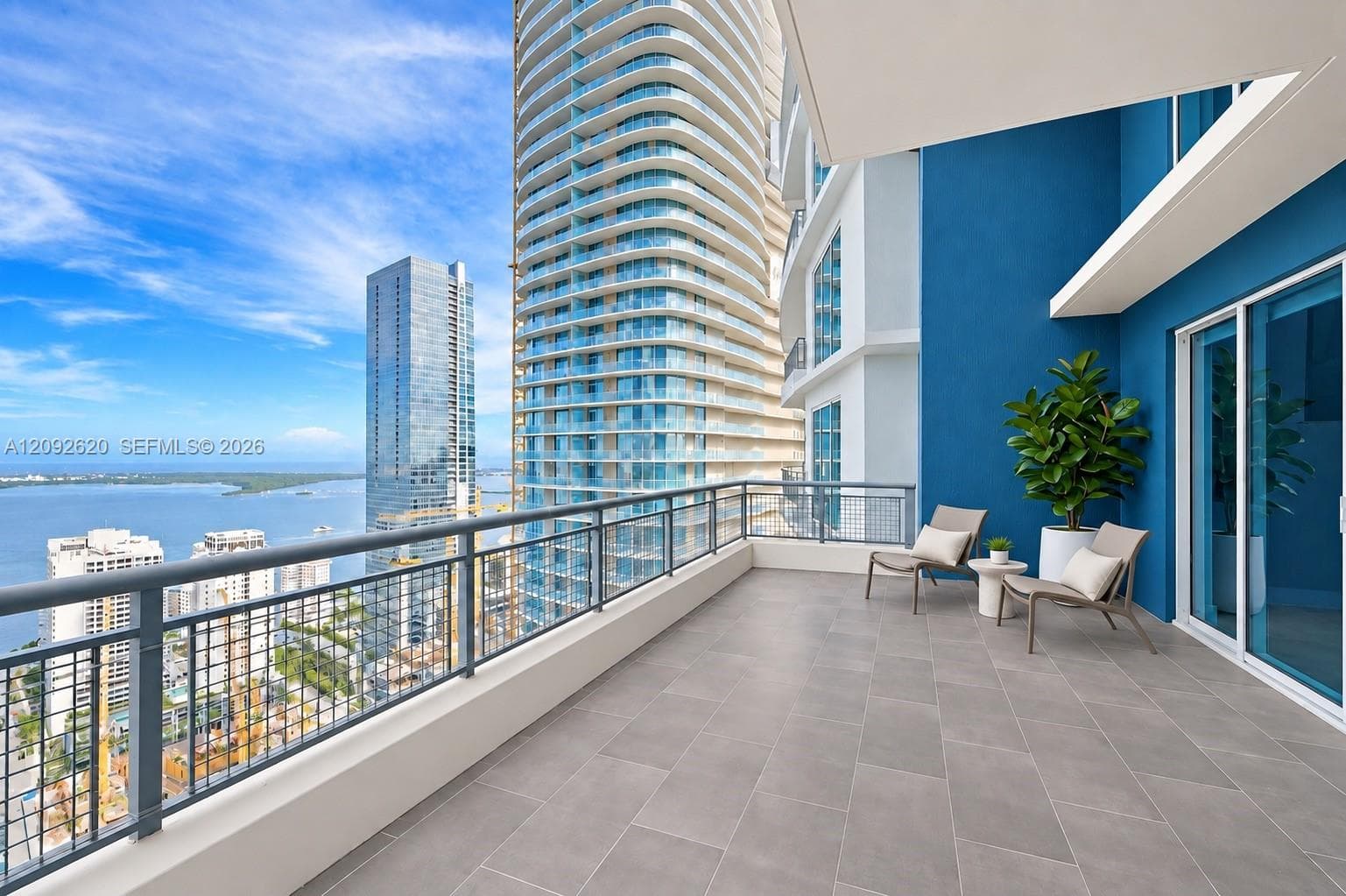 60 SW 13th St # 4002, Miami FL 33130