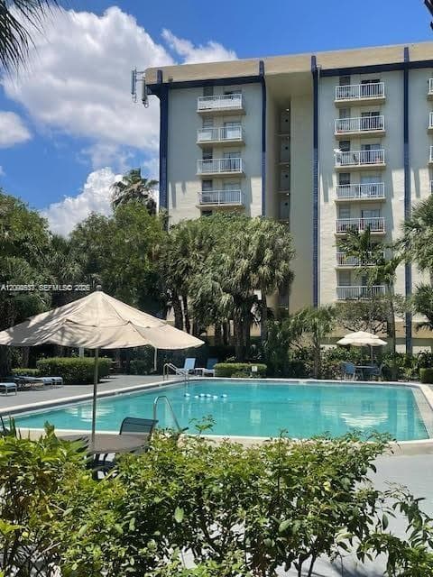 801 NW 47th Ave # 718W, Miami FL 33126