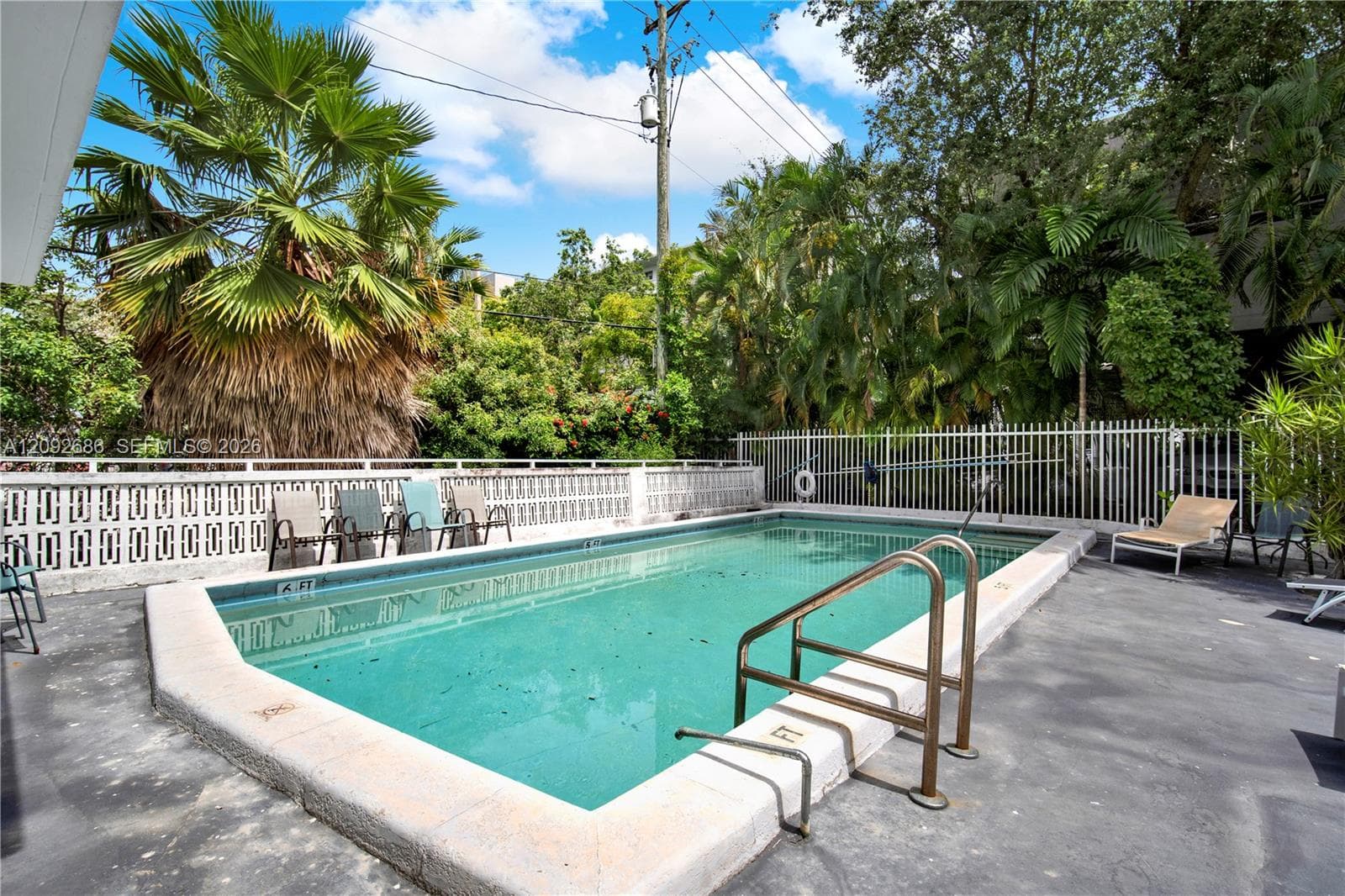 1340 Lincoln Rd # 207, Miami Beach FL 33139