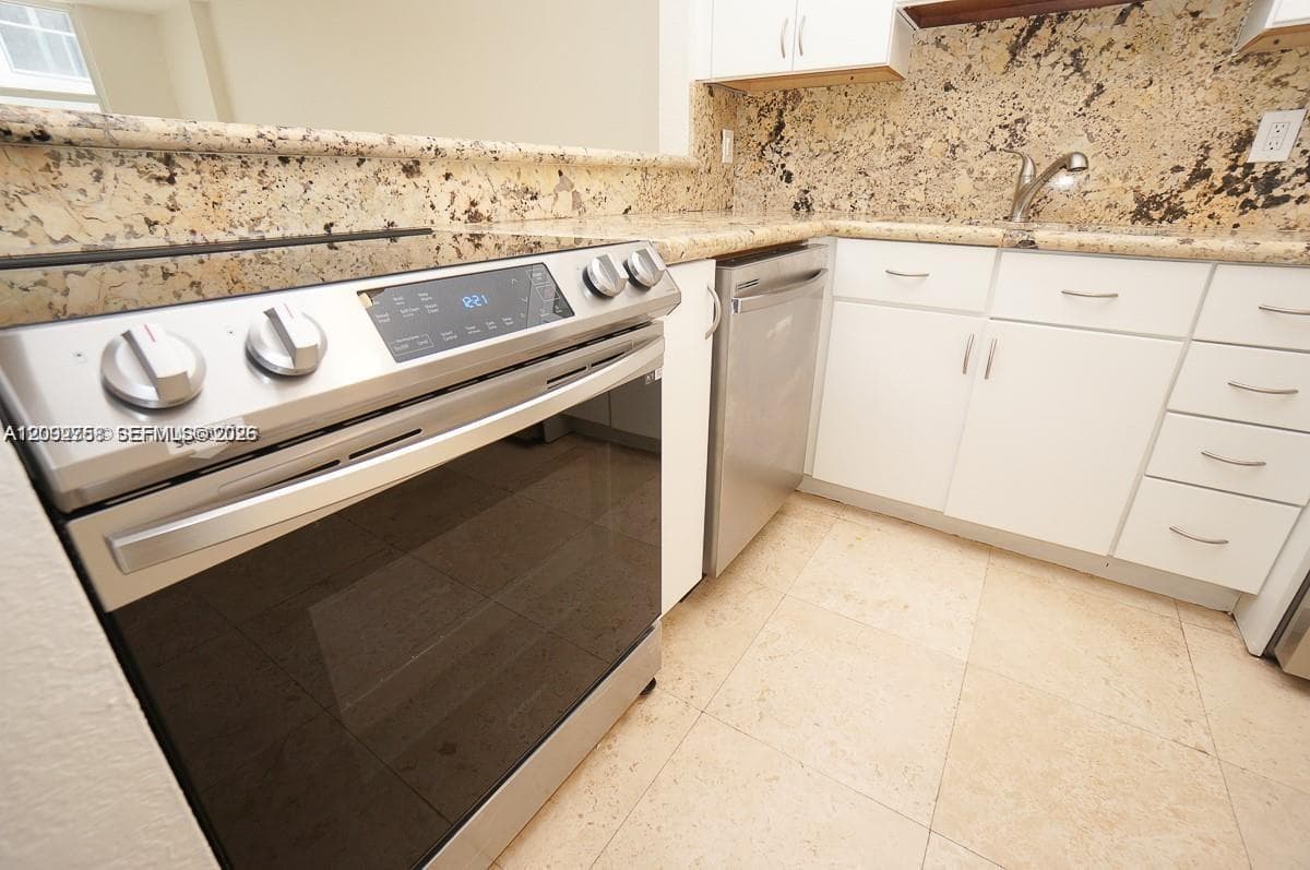 1228 West Ave # 513, Miami Beach FL 33139