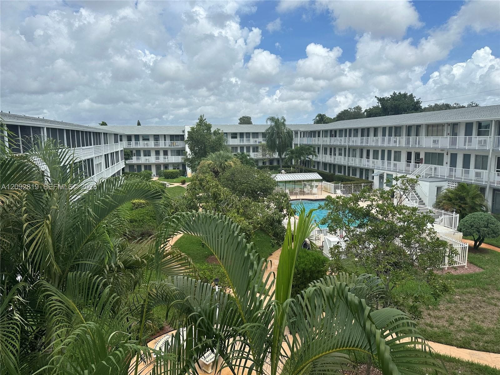15600 NE 6th Ave # 39A, Miami FL 33162