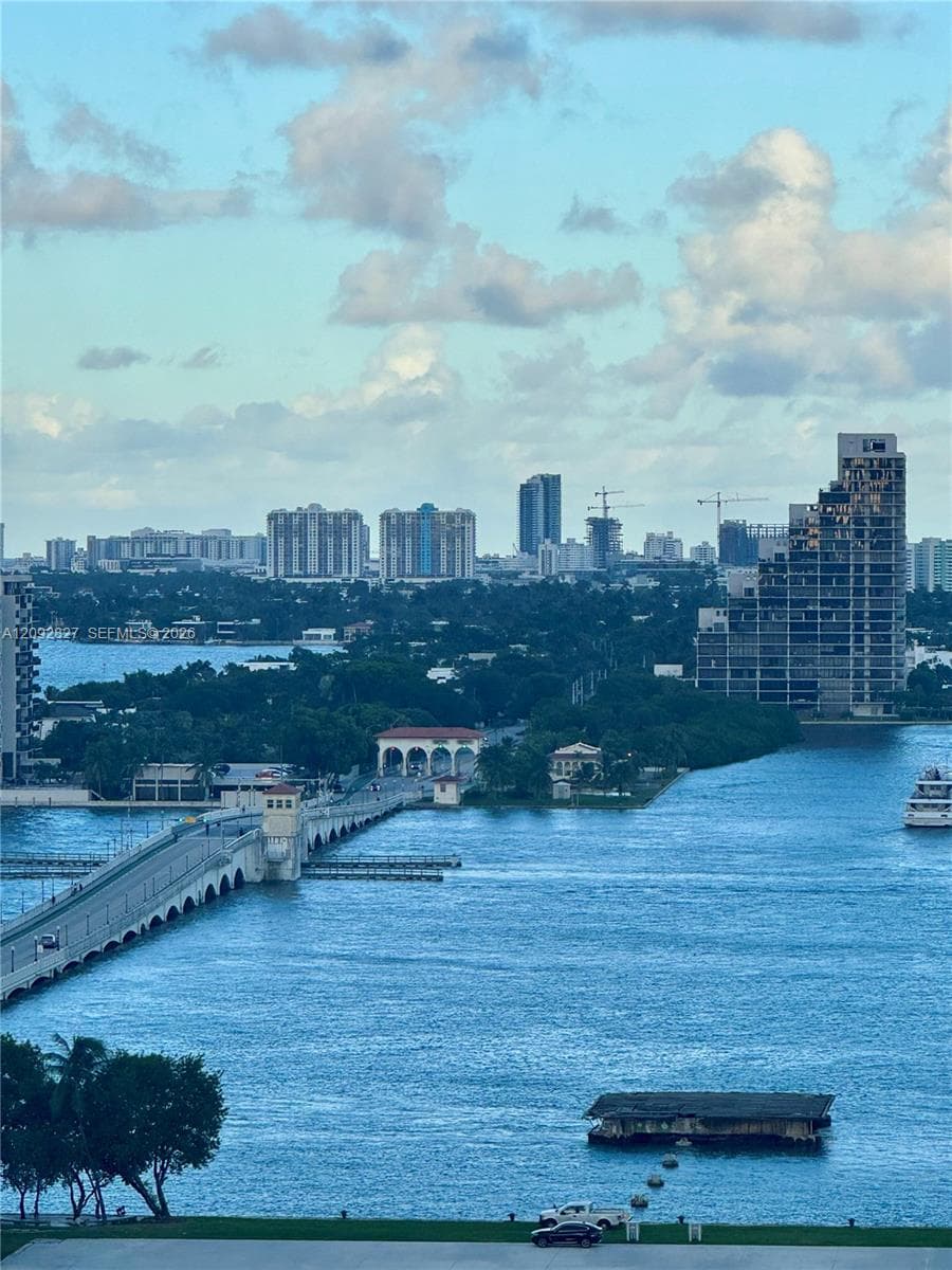 1400 Biscayne Blvd. # 1403, Miami FL 33132