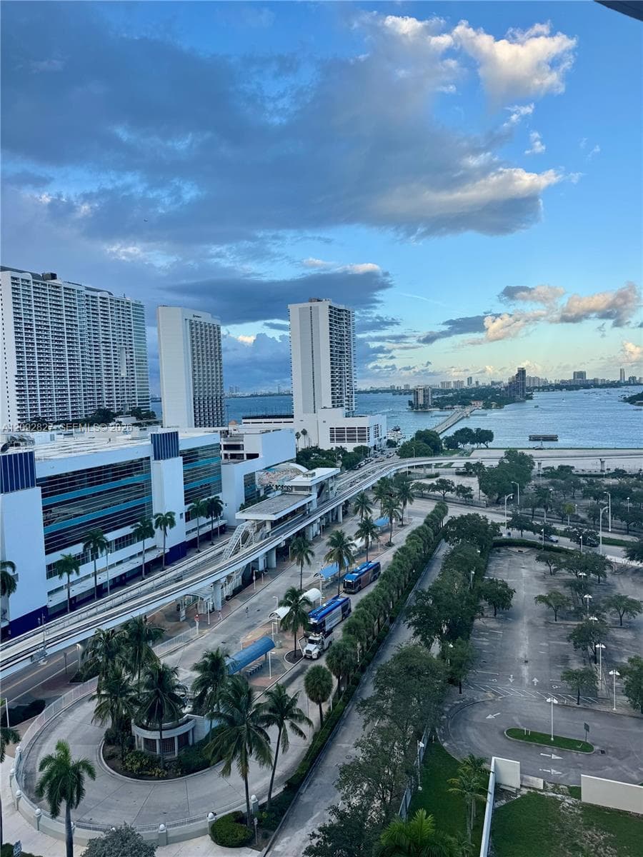 1400 Biscayne Blvd. # 1403, Miami FL 33132