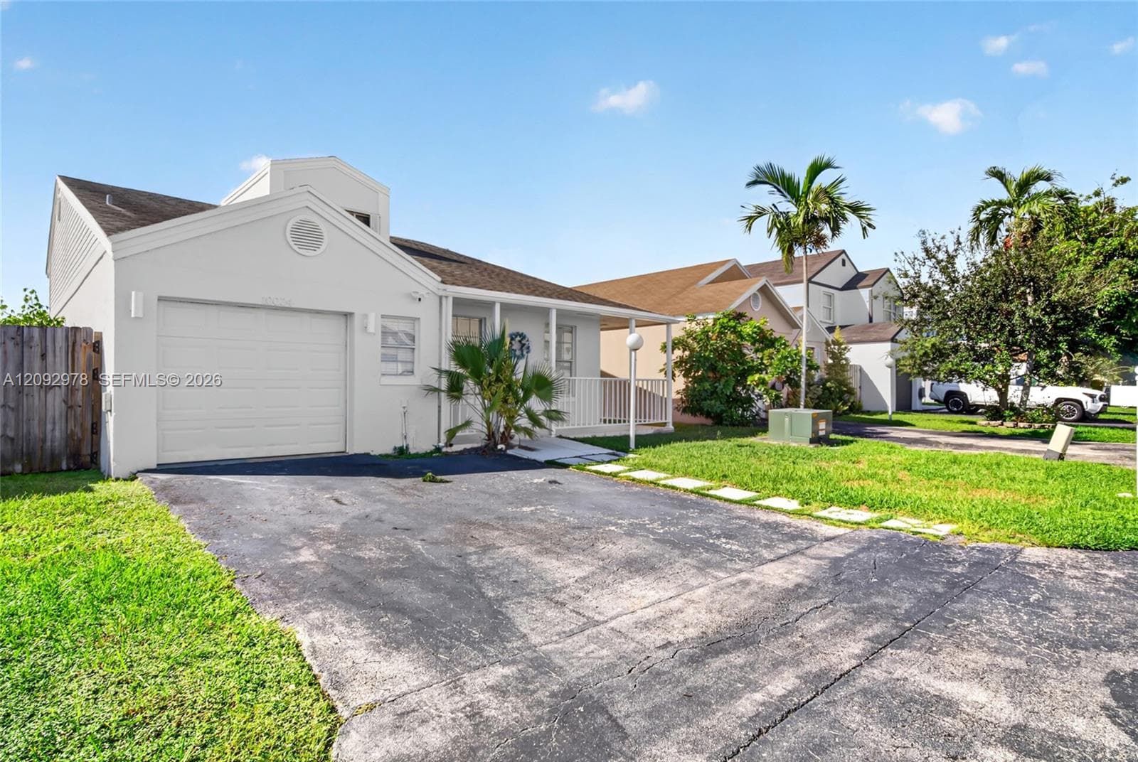 10024 SW 222nd St, Cutler Bay FL 33190