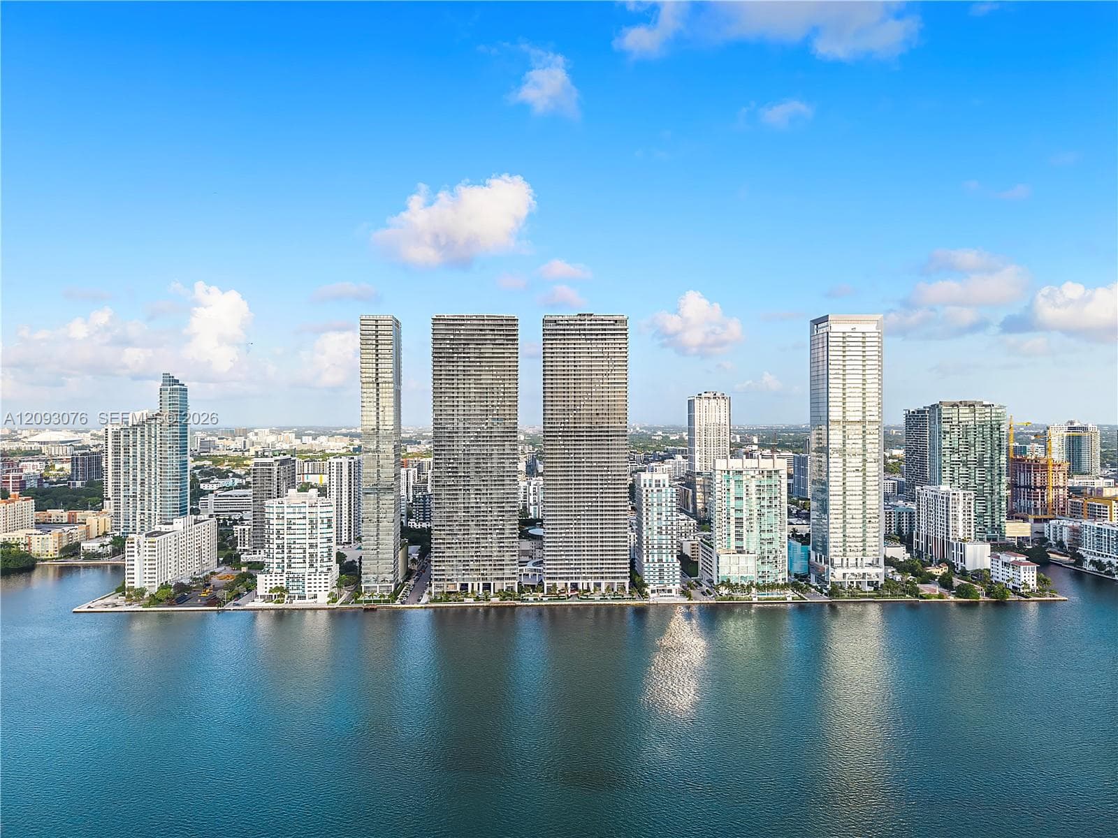 700 NE 24th St # 2201, Miami FL 33137