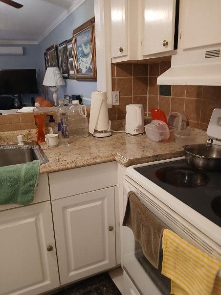 17001 NE 13th Ave # 203, Miami FL 33162