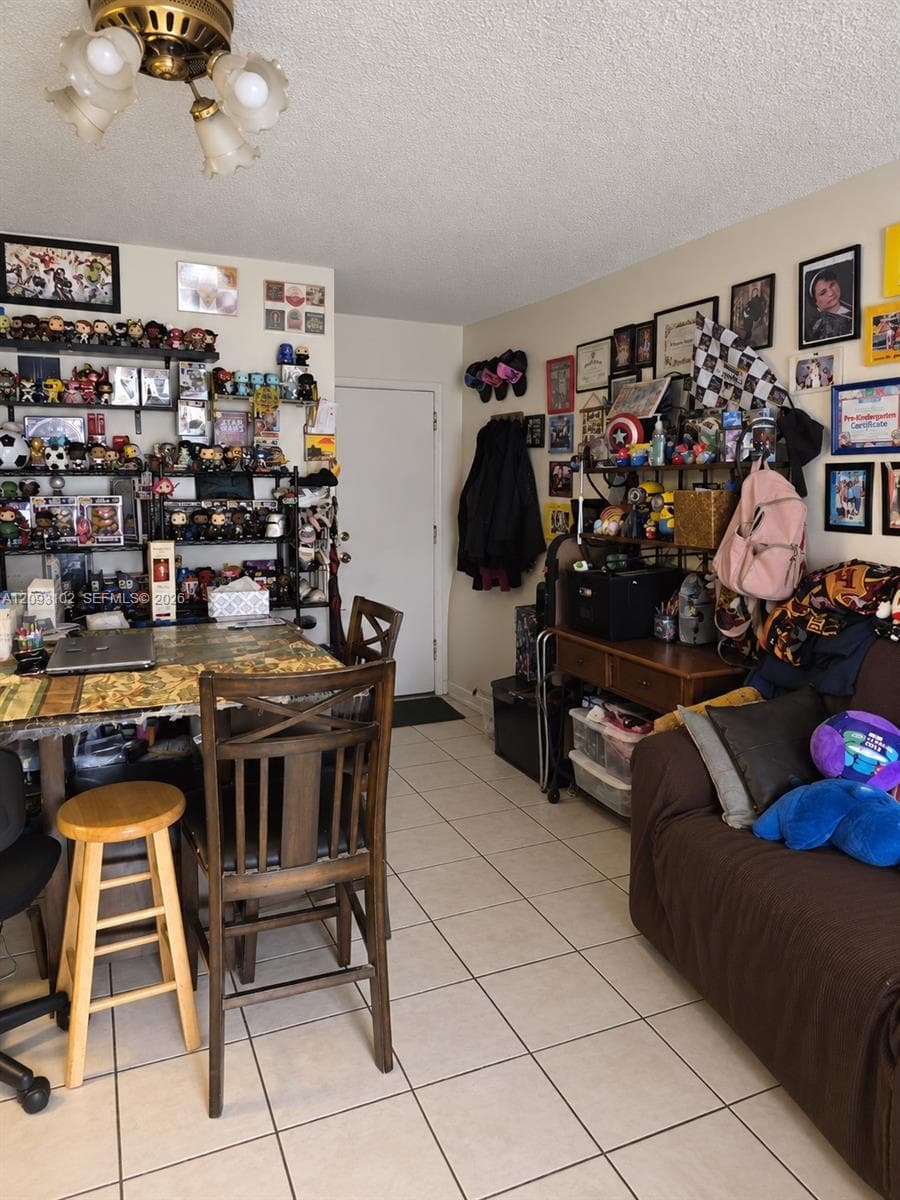 6820 W Flagler St # 103, Miami FL 33144
