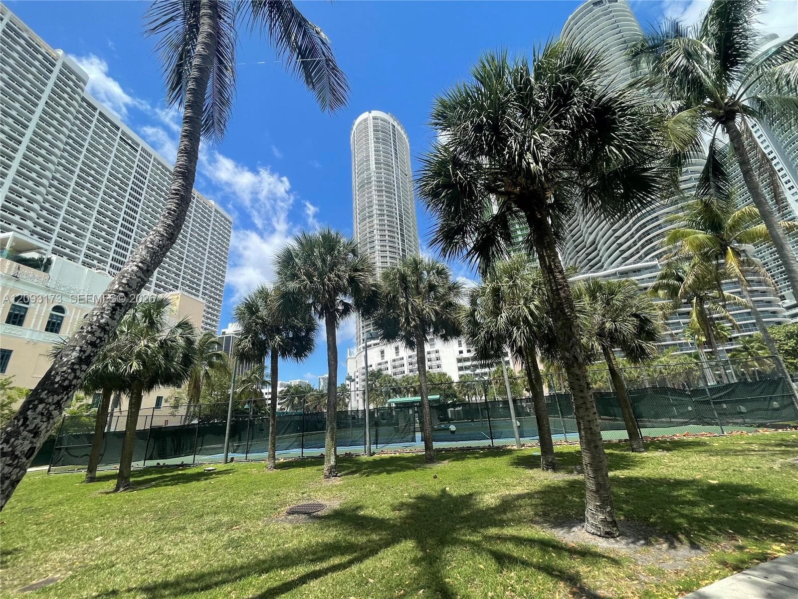 1750 N Bayshore Dr # 2810, Miami FL 33132