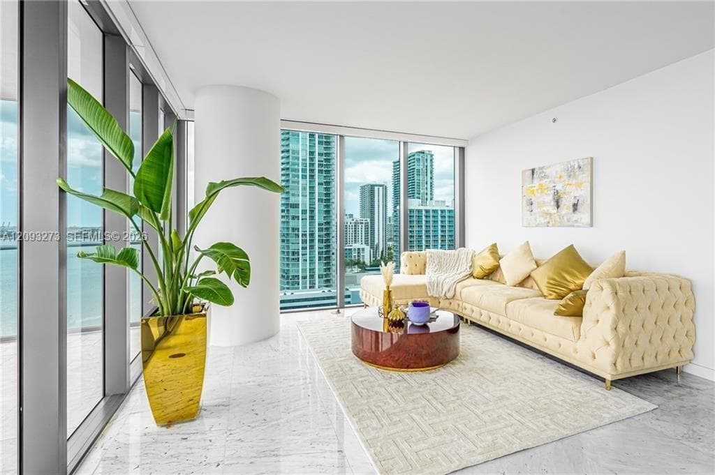 3131 NE 7th Ave # 1901, Miami FL 33137