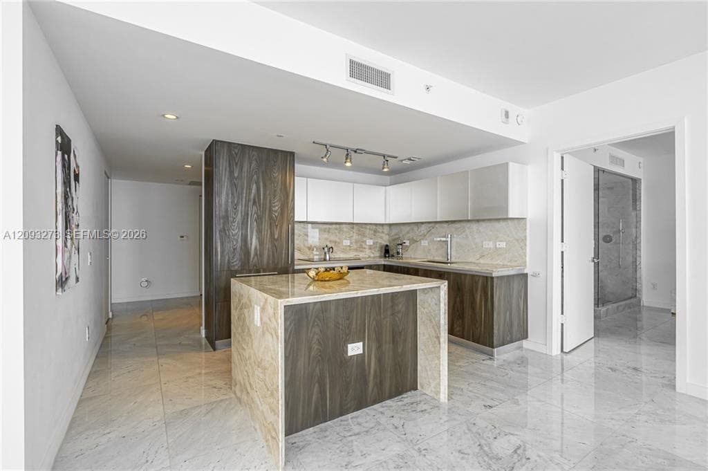 3131 NE 7th Ave # 1901, Miami FL 33137