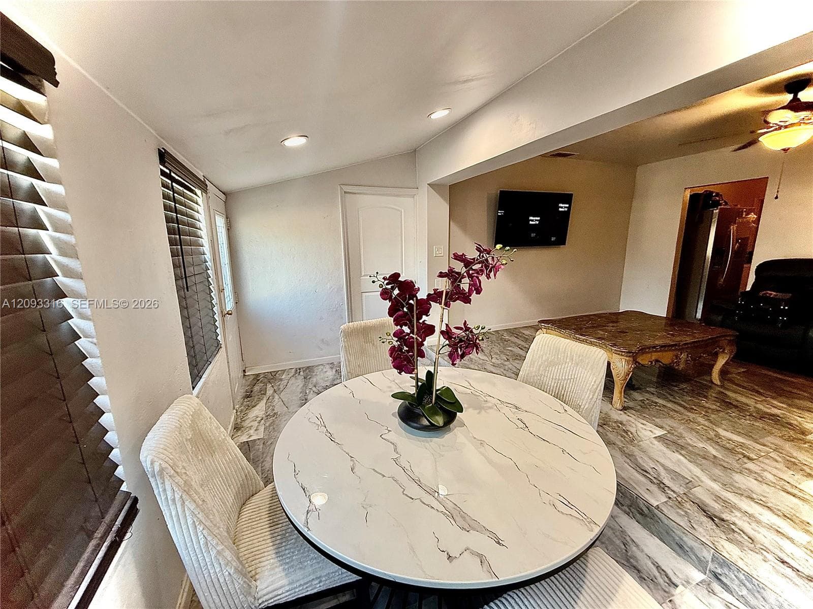 9624 NW 24, Miami FL 33147