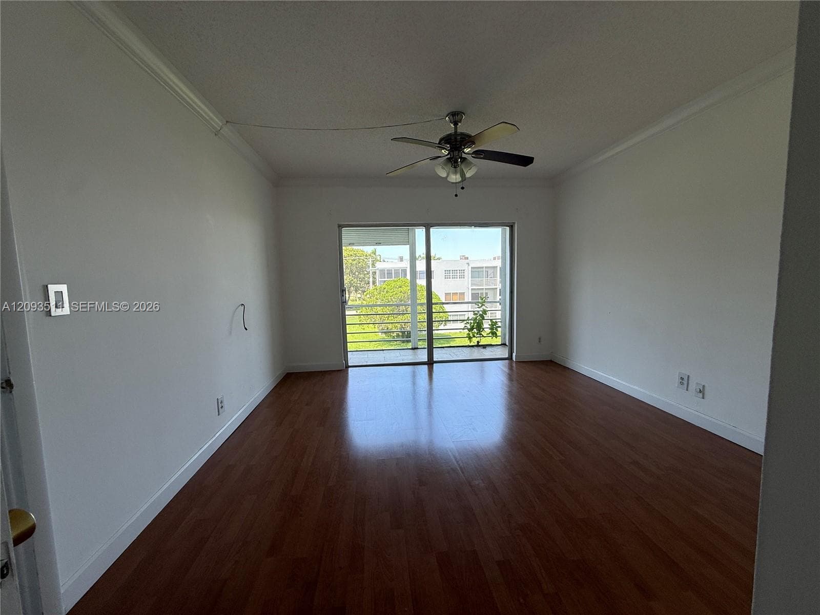 2200 Park Ln # 306, Hollywood FL 33021