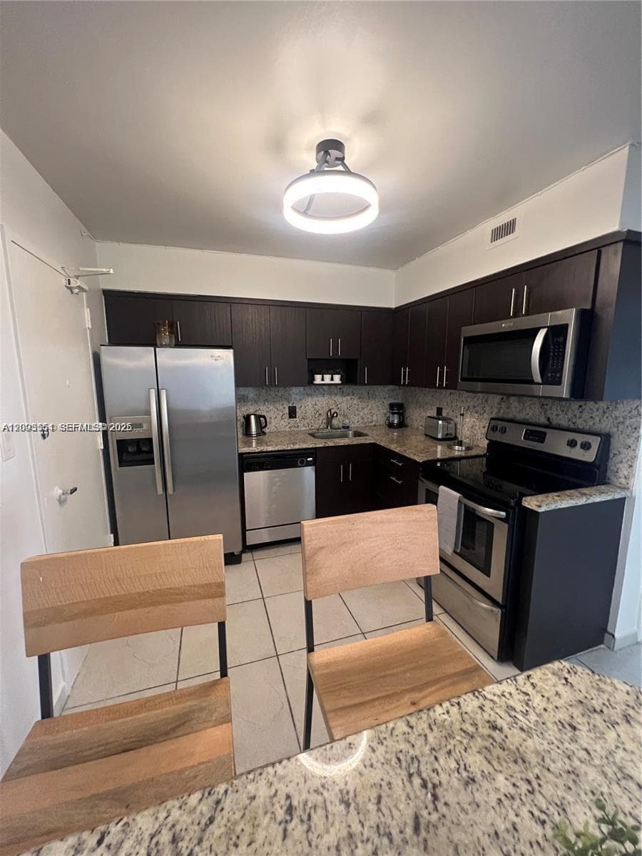 5161 Collins Ave # 1211, Miami Beach FL 33140